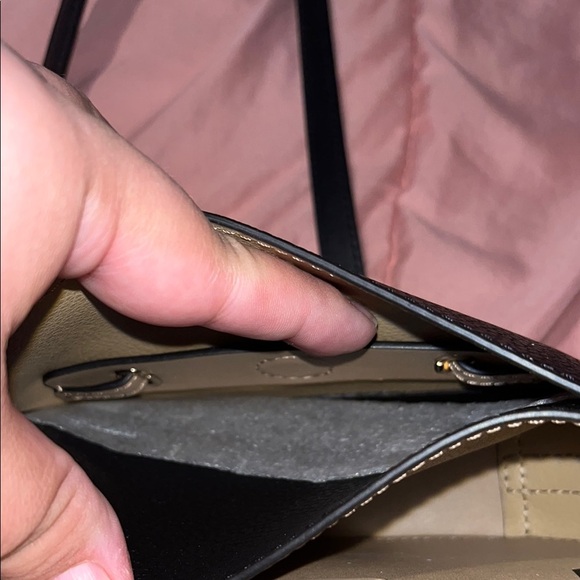 Michael Kors Black Leather Crossbody Bag with Gold Hardware - Picture 3 of 4